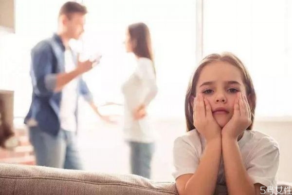 丈夫出轨对孩子有影响吗 夫妻不和对孩子的伤害