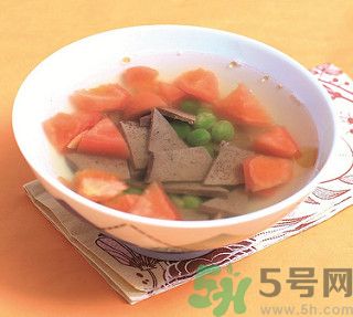 猪肝番茄豌豆汤