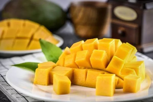 吃芒果的注意事项 芒果的品种有哪些