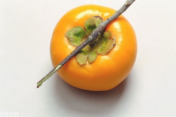 柿子里软软的片状物是什么 柿子里软软的片状物能吃吗