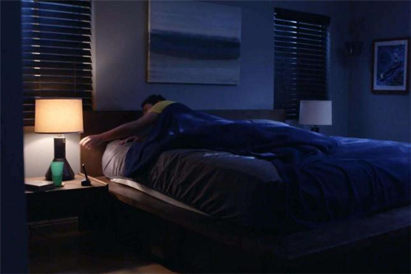 睡觉害怕关灯是什么心理 怎么克服睡觉害怕关灯的心理