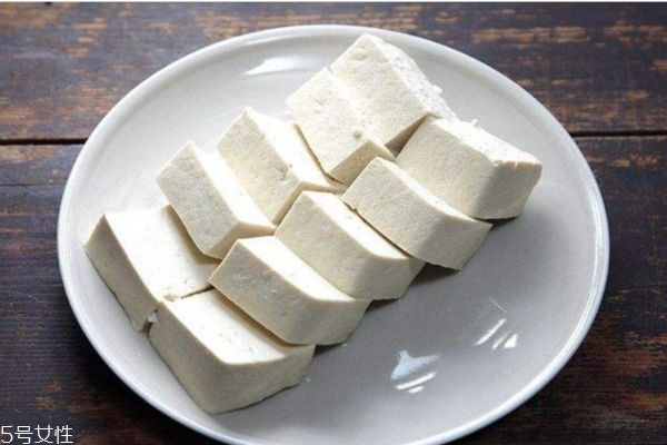 豆腐有什么营养价值呢 吃豆腐有什么好处呢