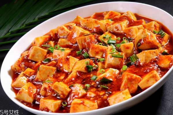 豆腐怎么做好吃呢 豆腐的主要成分是什么呢