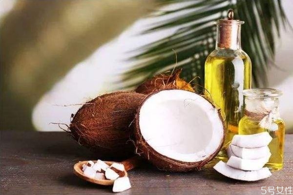椰子油有椰子香味吗 椰子油没有椰子味是真的吗