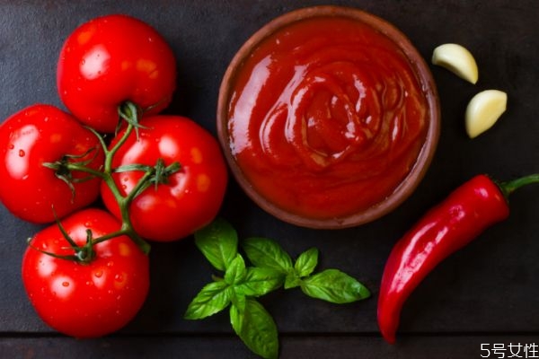 如何自制番茄酱 番茄酱的简单做法