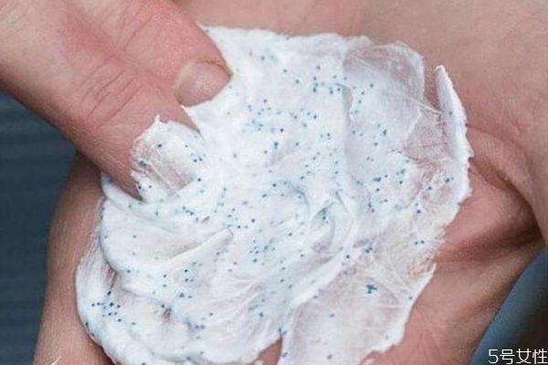 皂基洗面奶有什么作用 皂基洗面奶的功效有什么