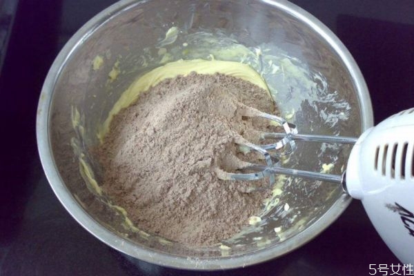 亚麻籽粉能减肥吗 亚麻籽粉有减肥的功效吗